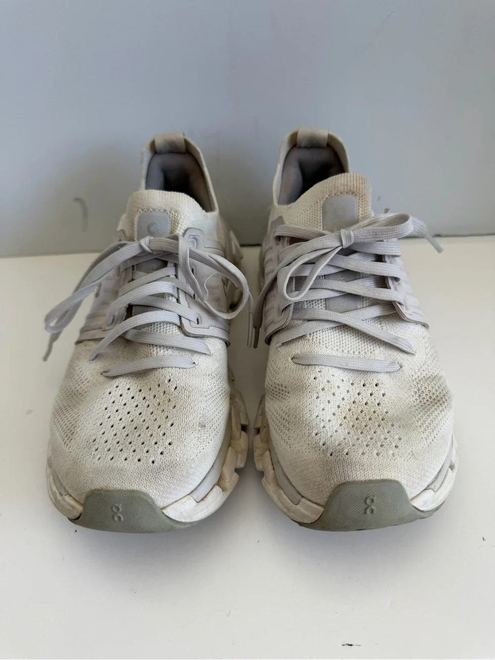 On Cloud Cloudswift White Running Shoes Women’s Size 6.5 EU 37.5 Sneakers